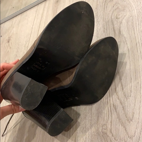 CALL IT SPRING Gray anke boots (high heel) 8.5 US - Picture 4 of 7